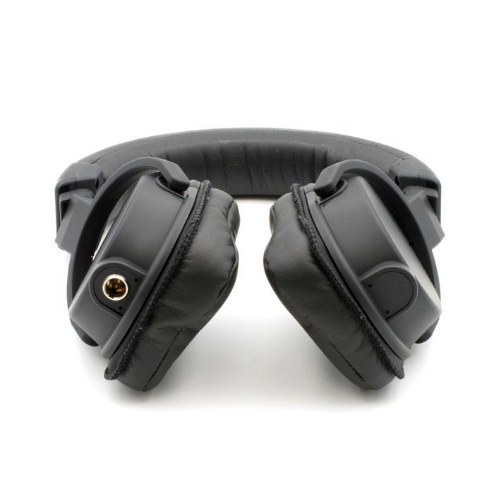 楽一番 大注目のモニターヘッドホンMDR-M1を徹底レビュー｜SONY（ソニー