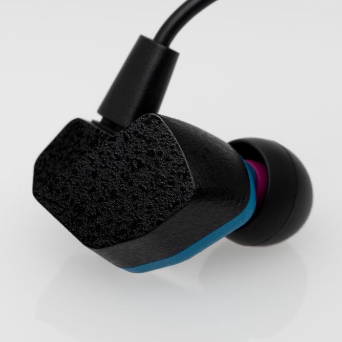 final（ファイナル） final A2000 有線イヤホン カナル型 密閉型 耳