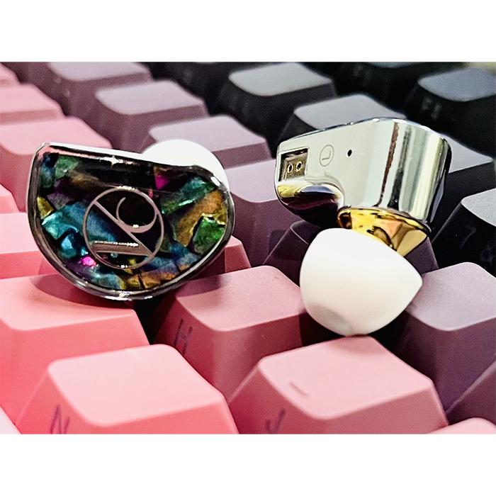 イヤホン DARUMA AUDIO T5000x melody ver DARUMA AUDIO T5000X 有線イヤホン カナル型 リケーブル対応
