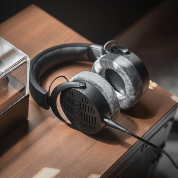 beyerdynamic 有線ヘッドホン ベイヤーダイナミック DT 900 PRO beyerdynamic 有線ヘッドホン ベイヤーダイナミック DT 900 PRO