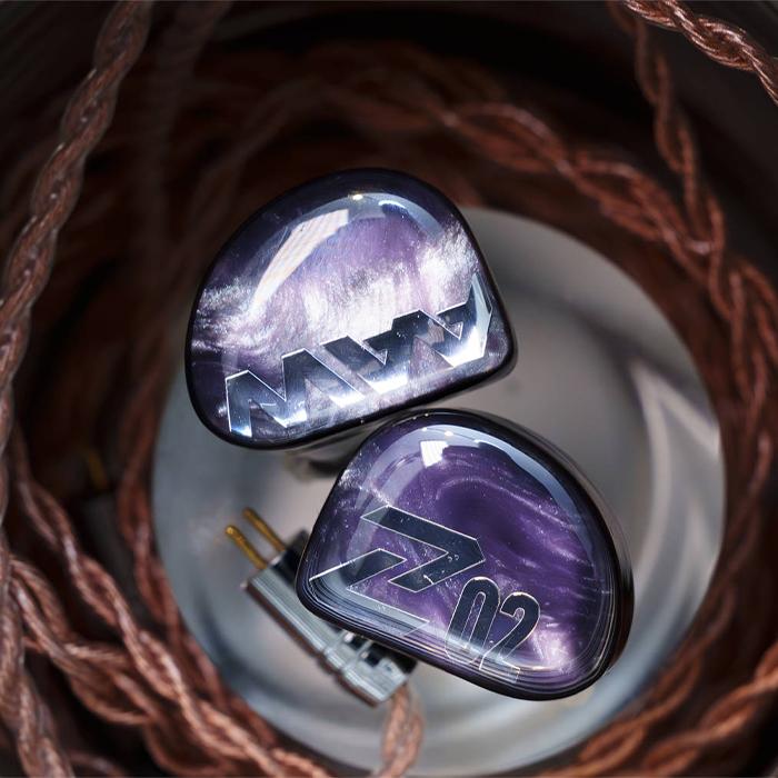 AAW Z02(Universal Fit) 有線 イヤホン カナル型 リケーブル対応