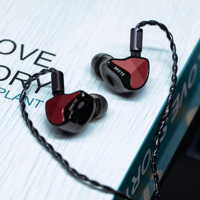 ZIIGAAT ZiiGaat ZiiGaat x Fresh Reviews Arete II - Red 有線