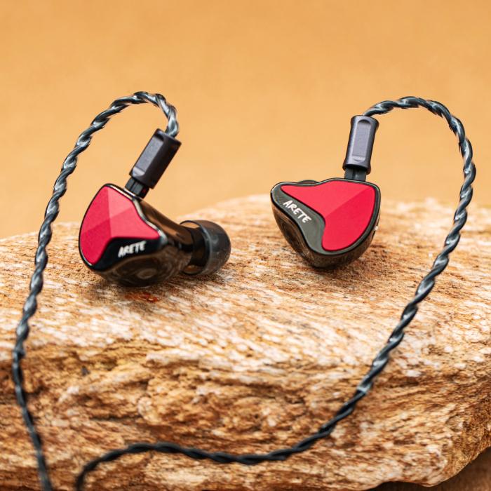 ZIIGAAT ZiiGaat ZiiGaat x Fresh Reviews Arete II - Red 有線