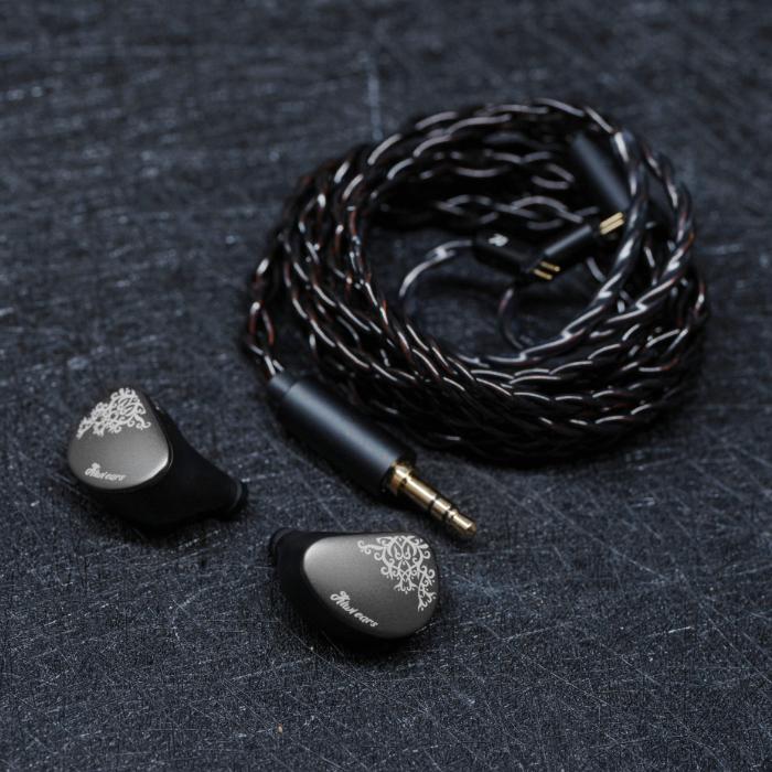 the GazettE/KAI/有線イヤホン Kiwi Ears Kiwi Ears Cadenza II - Grey 有線 イヤホン イヤフォン