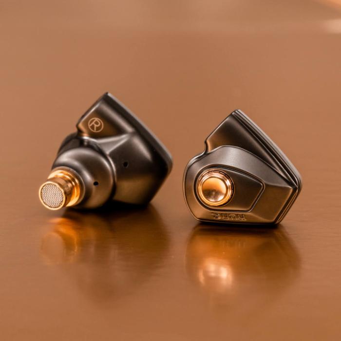 【美品】DUNU TITAN S2 有線イヤホン DUNU Titan S2 Universal Dynamic IEM | Bloom Audio