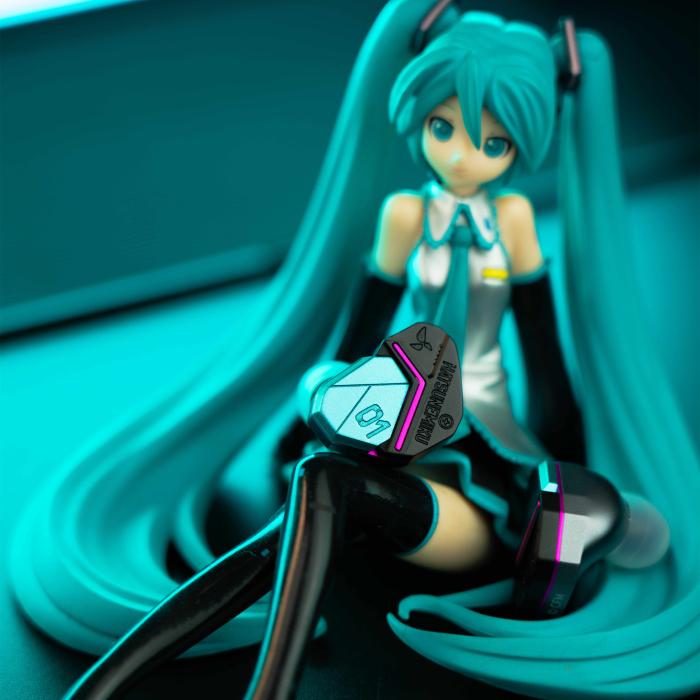 HiBy Music HiBy Digital YUME【初音ミク コラボモデル】有線イヤホン