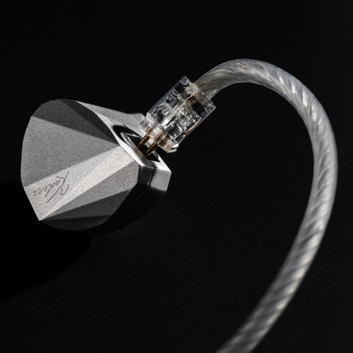水月雨 (MOONDROP) Kadenz 有線イヤホン カナル型 リケーブル 水月雨 (MOONDROP) Kadenz 有線イヤホン カナル型 リケーブル