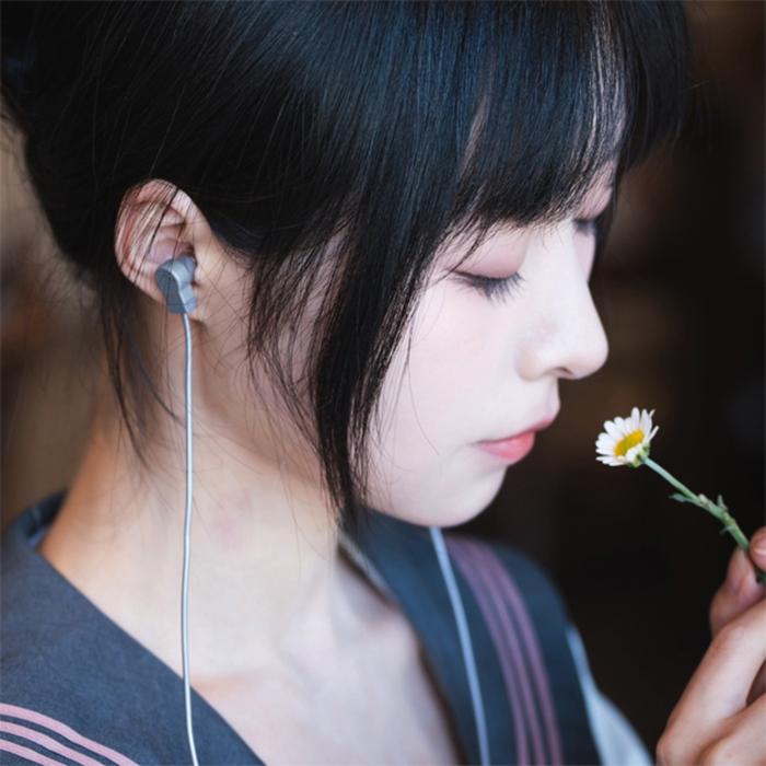 水月雨 (MOONDROP) ムーンドロップ Quark 2 有線イヤホン Type-C 水月雨 (MOONDROP) ムーンドロップ Quark 2 有線イヤホン Type-C
