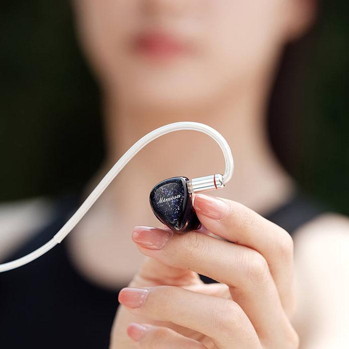 QoA（Queen of Audio） QoA Mimosa パープル 有線 イヤホン カナル型