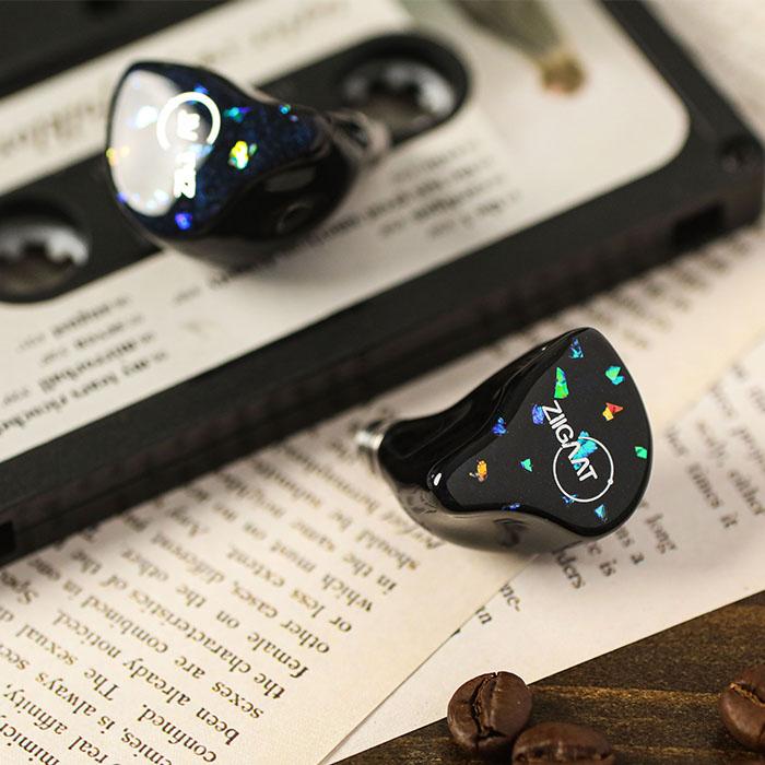 ZIIGAAT ZiiGaat Doscinco - 3.5mm 有線イヤホン 耳掛け式 シュア掛け