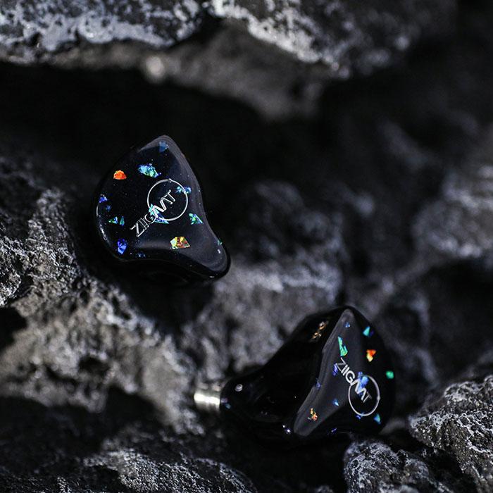 ZIIGAAT ZiiGaat Doscinco - 4.4mm 有線イヤホン 耳掛け式 シュア掛け