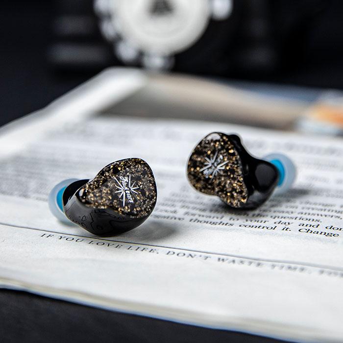 Kiwi Ears Astral Yellow 有線イヤホン 4.4mm5極 バランス接続 3.5mm 3