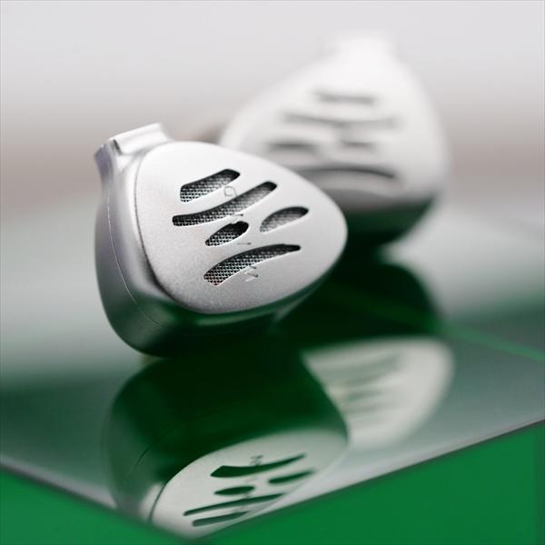 D*)様 美品 BQEYZ Wind 有線イヤホン 中華イヤホン リケーブル 3 Amazon.co.jp: BQEYZ ウェザーシリーズ Windウィンド風 コイル式 骨