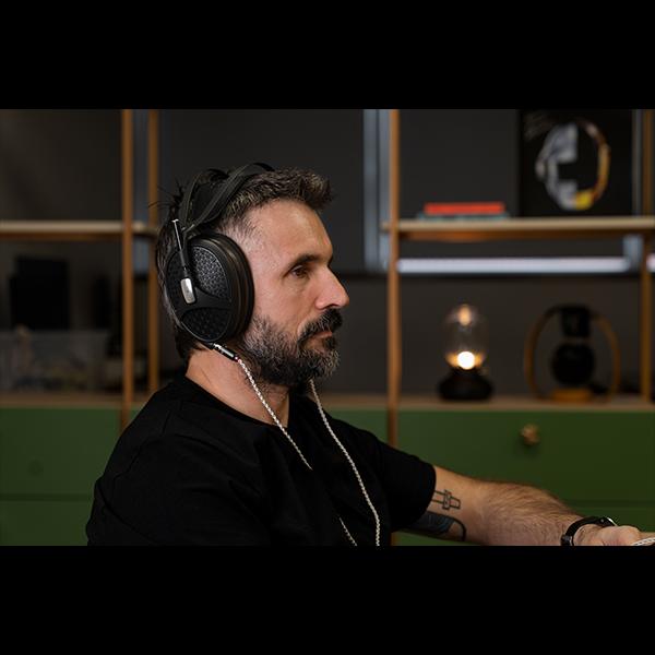 MEZE AUDIO (有線ヘッドホン) Meze Audio Empyrean II (MEM-2) メゼ