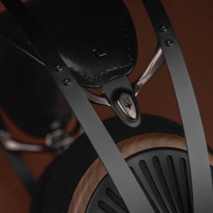 Meze Audio 105 SILVA 有線ヘッドホン ヘッドホン 有線 開放型 オープンタイプ リケーブル対応 50mmダイナミックドライバー ディスクリート設計 メゼオーディオの画像