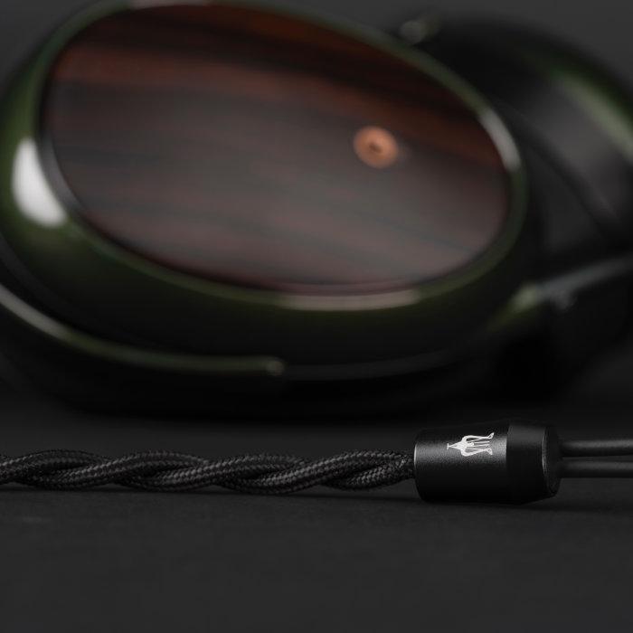 MEZE AUDIO Meze Audio STRADA 有線ヘッドホン オーバーイヤー 密閉型