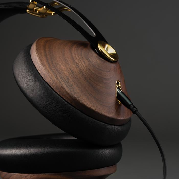 Meze Audio 99Classics 有線ヘッドフォン Amazon.com: MEZE AUDIO | 99 Classics Walnut Gold & Boom Mic