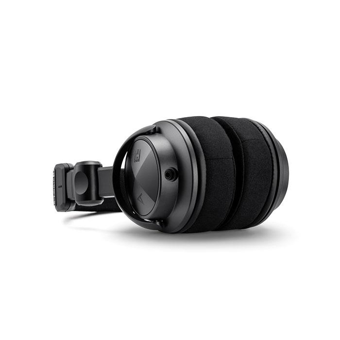 Astell&Kern &ULTRASONE VIRTUOSO 密閉型ヘッドホン Astell&Kern、ULTRASONEとコラボした密閉型ヘッドホン「VIRTUOSO