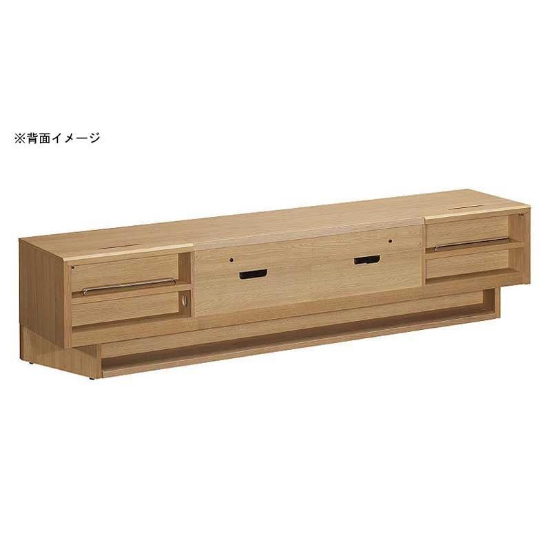 karimoku(カリモク家具)よりワイドタイプのTVボードです。オーク材とガラス扉の落ち着いた色合いがモダンでスタイリッシュ！キャスター付きで収納力もあり使い勝手抜群なAVボードです♪ カリモク家具（KARIMOKU FURNITURE） カリモク QW7007 200サイズ