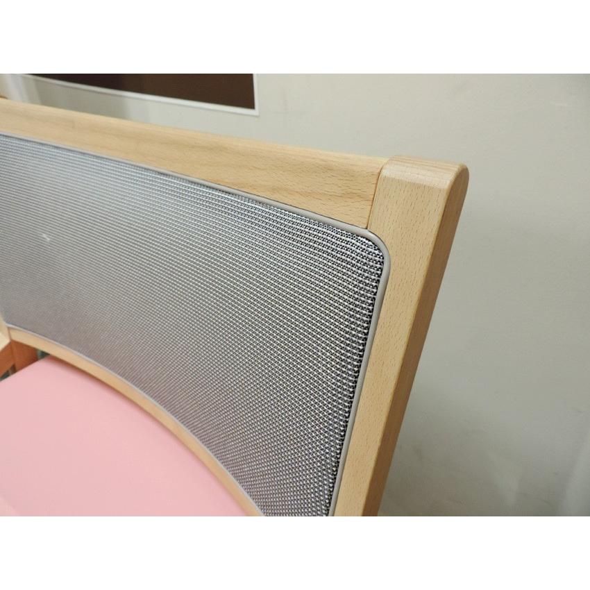 カリモク XT2401 子供用椅子 キッズチェア デスクチェア クレシェ ステップアップ 長く使える 標準色 合成皮革 日本製家具 木製の画像