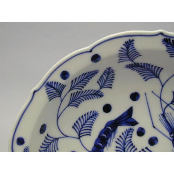 新品　青い花とエビの装飾の皿　37㎝ 新品 青い花とエビの装飾の皿 37㎝ - メルカリ