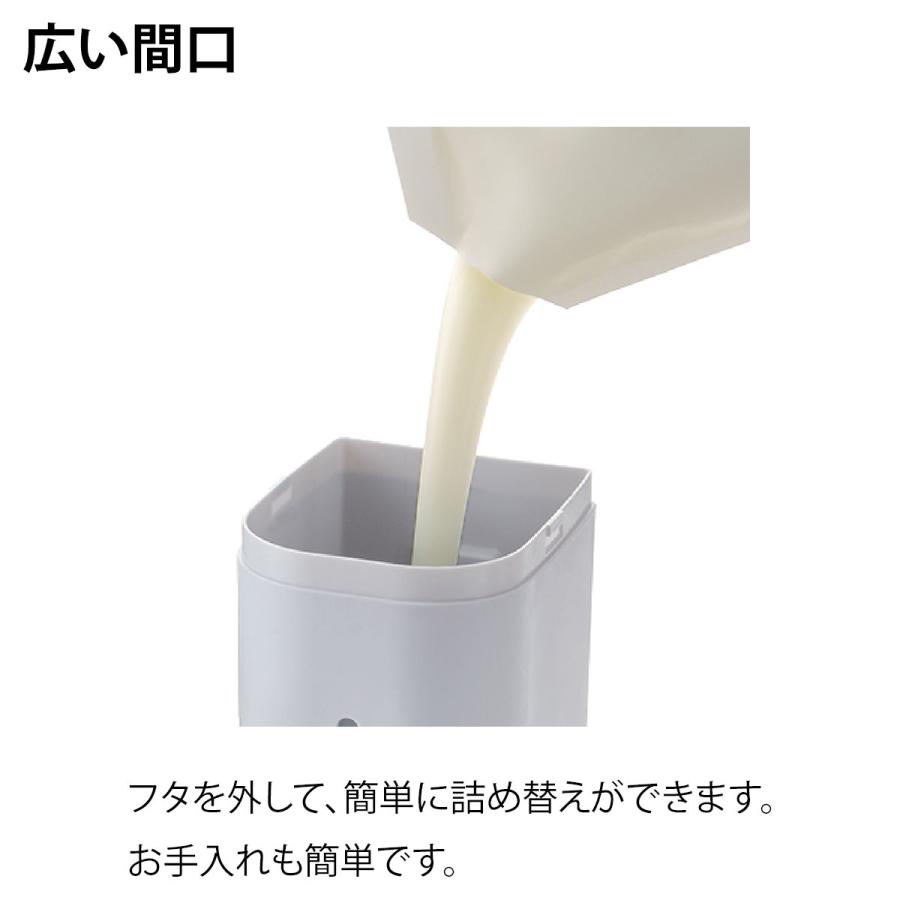 新品未使用】ARBNスキーウェアセットアップ ホワイト AB33WW1395