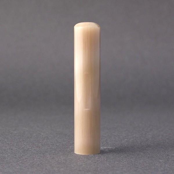 印鑑／認印／オランダ水牛純白・牛角白／12mm／アタリ選択可／ケース別売／大周先生の完全手彫り_1