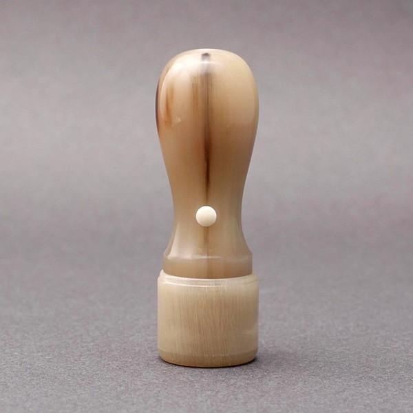印鑑／代表者印／丸天丸タイプ／オランダ水牛色上・牛角色／18mm／ケース別売／上彫り職人の完全手彫り