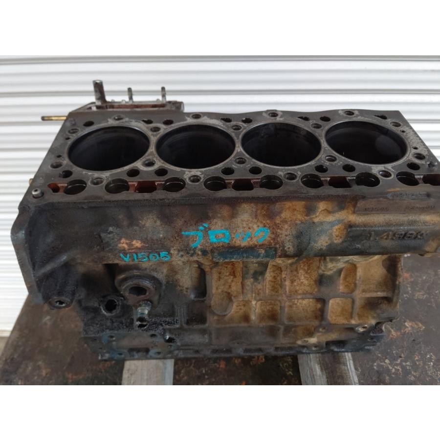 クボタ V1505 ディーゼル4気筒エンジン ブロック（KX027） v1505brkイー重機販売有限会社 通販 Yahoo
