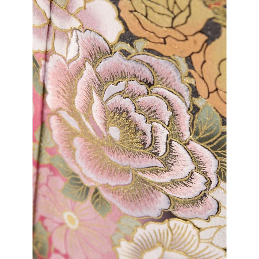 黒留袖|桂由美|Mサイズ|金彩 銀彩の薔薇柄の黒留袖フルセット MT-040