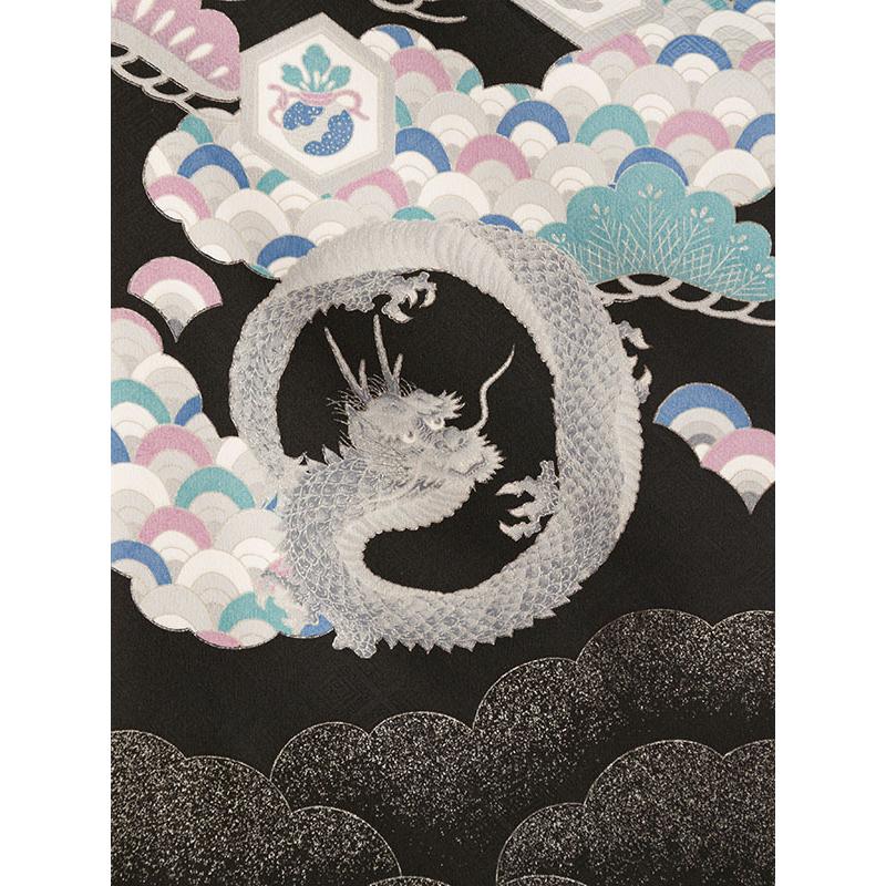 人気ブランド 花わらべ 龍 松に青海波 着物：白 羽織：黒地 袴：金襴