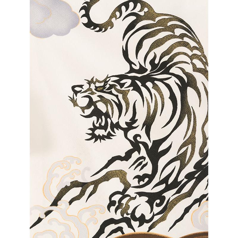 ブランド 花わらべ 龍虎 着物：黒地 羽織：白地 袴：鏡波 白金×黒地