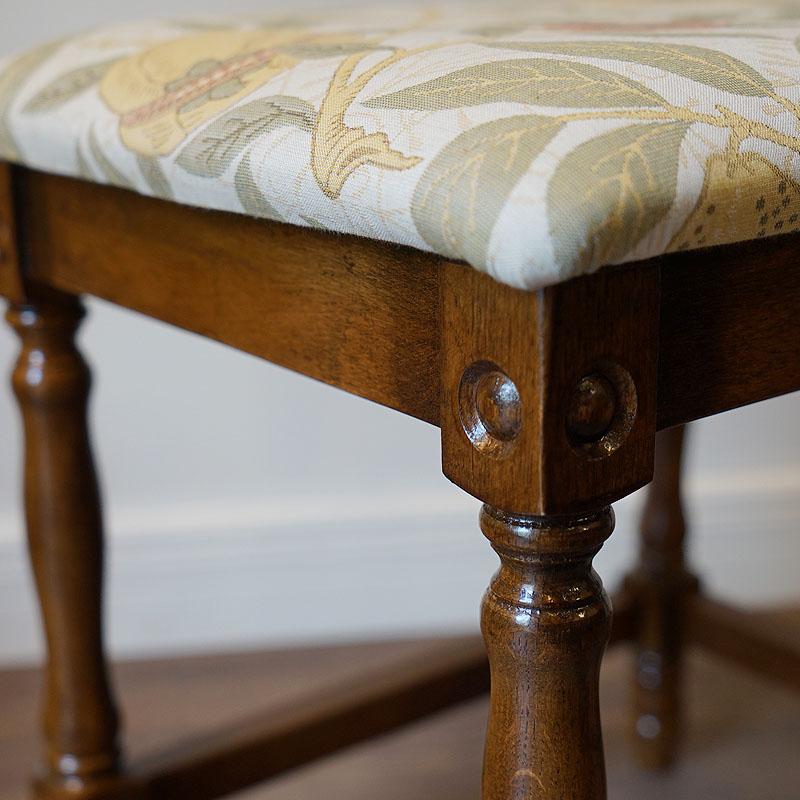 アンティーク家具風 スツール 椅子 イス 木製 オーク脚 ウィリアム