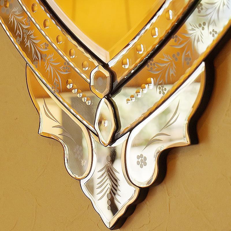 ミラー 壁掛けミラーおしゃれ ベネチアンミラー ハート型 エッチング