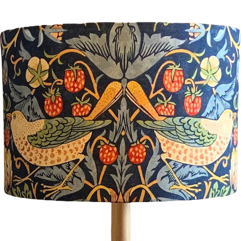 ウィリアムモリス テーブルランプ Strawberry Thief B いちご泥棒