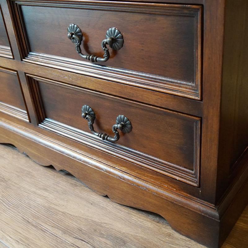 アンティーク　引き出し アンティーク家具 リプロダクト ガラス戸 8引出し 整理チェスト