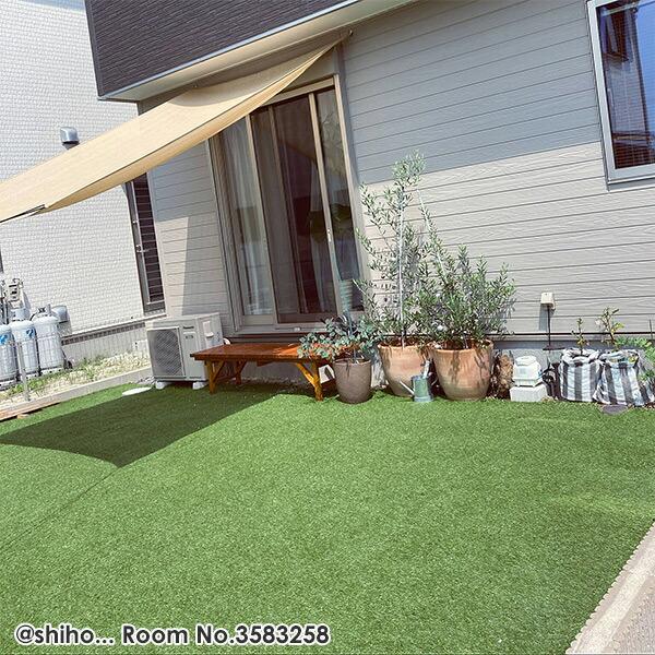 山善（YAMAZEN） 人工芝 防草シート付き 1m×2m U字固定ピン6本入り