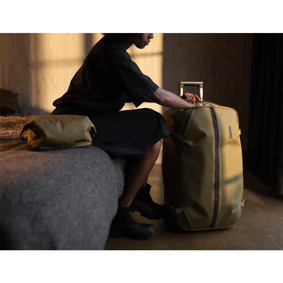 スーリー THULE AION CHECK-IN WHEELED DUFFEL BAG 95L 3205227 : 山と