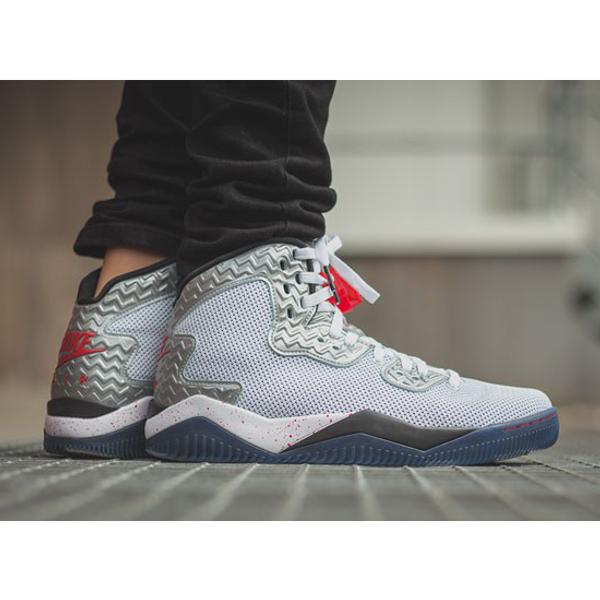 NIKE ナイキ AIR JORDAN SPIKE FORTY PE 40 807541-101 エア NIKE ナイキ AIR JORDAN SPIKE FORTY PE 40 807541-101 エア