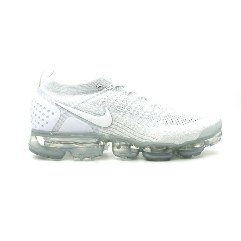 white pure platinum vapormax