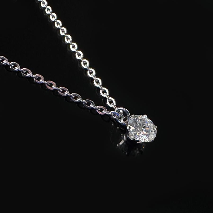 鑑別書付き モアサナイト DEF VVS1 1.0ct サージカルステンレス