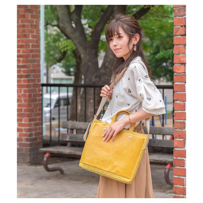 ショルダーバッグ Lサイズ レディース 本革 馬革 ナイロン 軽い 軽量 プラッツ paccapacca pacca pacca（パッカパッカ） ショルダーバッグ Lサイズ レディース 本