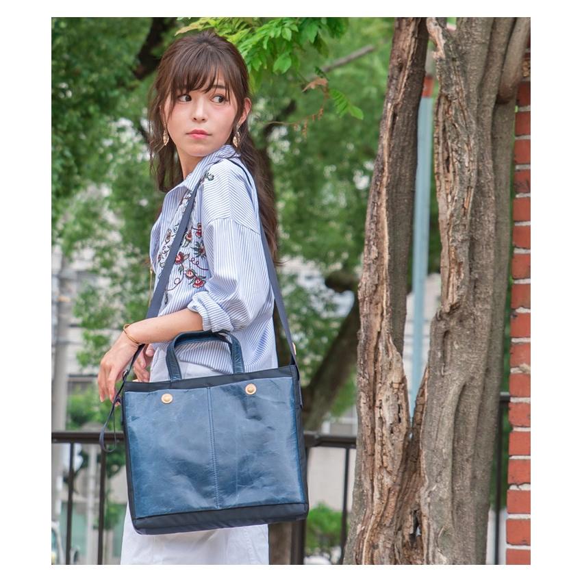 ショルダーバッグ Mサイズ レディース 本革 馬革 ナイロン 軽い 軽量 プラッツ paccapacca pacca pacca（パッカパッカ） ショルダーバッグ Mサイズ レディース 本