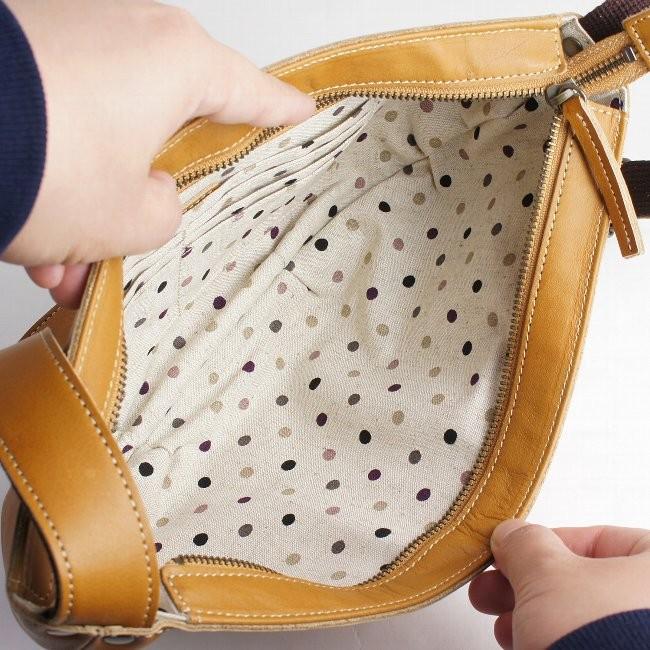 ショルダーバッグ 鞄 バナナ型 ｜レディース 本革 日本製｜Les.conni