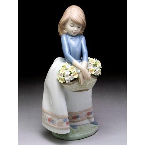 激安価格の リヤドロ Lladro 花と少女 五月の花 5467 オブジェ 置き物 Captains Agency