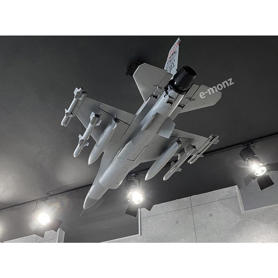 ビッグスケール 戦闘機 模型【 F-16 】 ファイティング・ファルコン