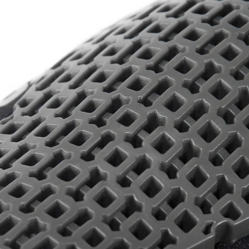 コミネ(KOMINE)SK-827 A CE S KNEE GUARD FIT BLK F｜ブラック/フリー | コミネ | 01