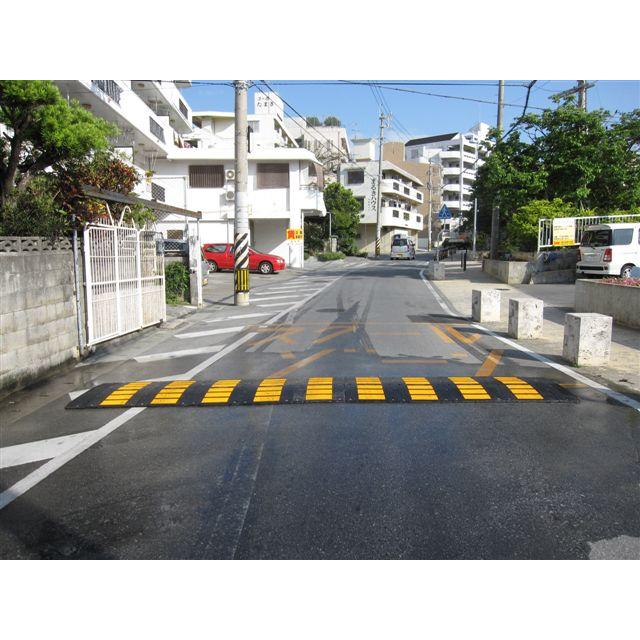 減速くん：タイプ２ 減速帯 本体部 駐車場 パーキング 工場 減速 滑り止め 車 TYPE-021 | ブランド登録なし | 03
