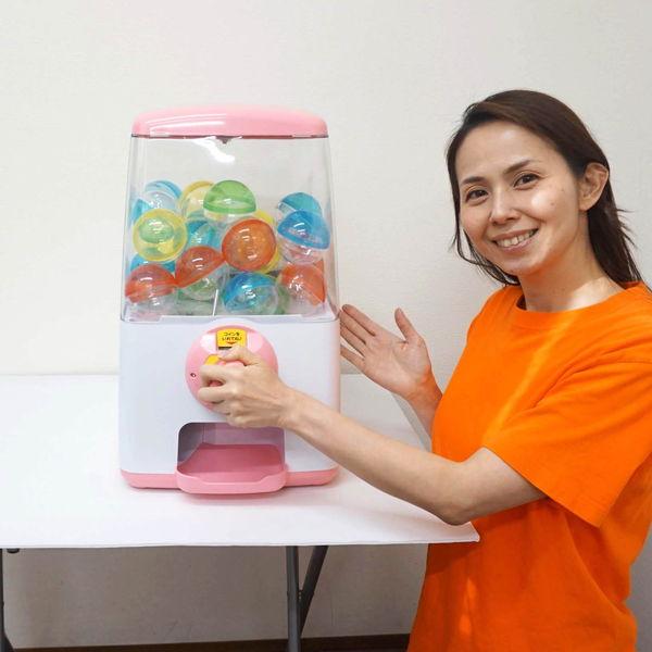 ガチャガチャ本体（専用メダル付）＋70mmカプセル50個セット（景品なし