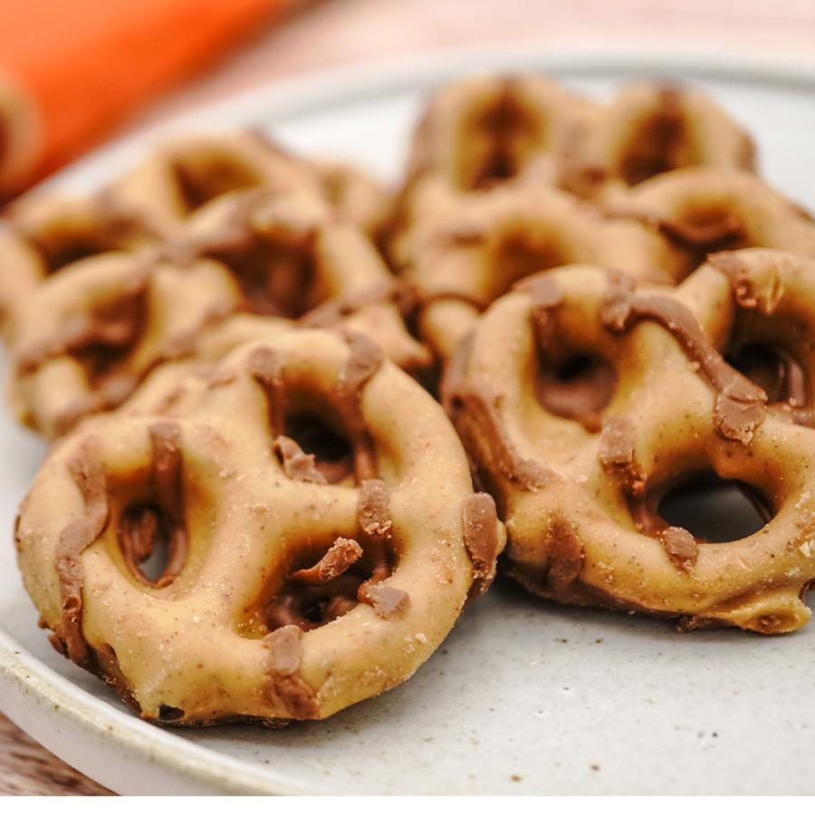 プレッチェル ピーナッツバター ハーシー ディップドプレッツェル